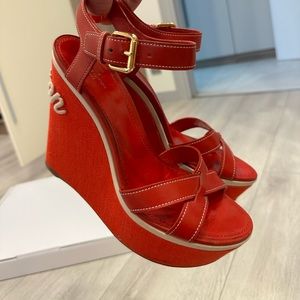 Louis Vuitton pre owned shoes